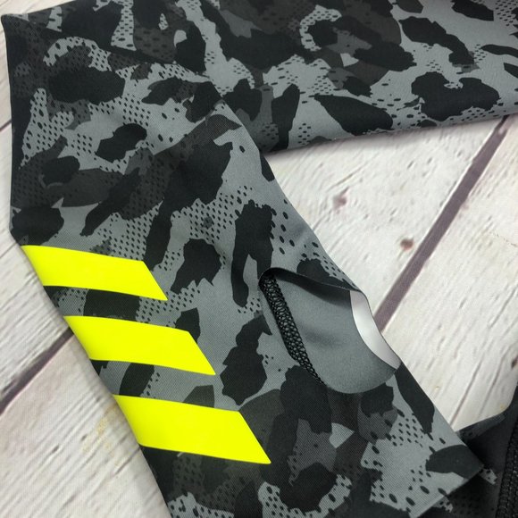 🛍️🛍️SOLD Adidas men's SUPER SUIT running carrera size small - Picture 15 of 16